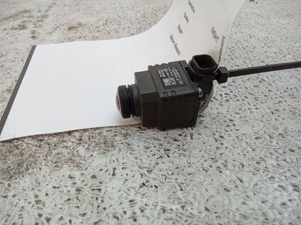 A OEM Tailgate View 550i Camera (Good) 0263007137 Pre-Owned 2018 Rear