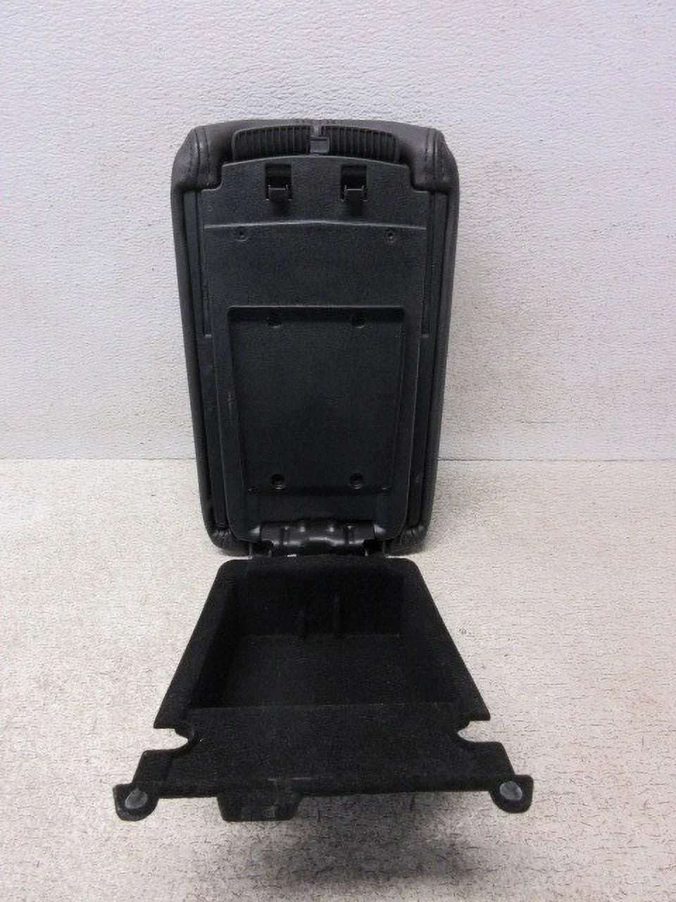 (Good) LKQ 10 Leather OEM Lincoln Console Black Lid 2010 Center Pre-Owned MKZ