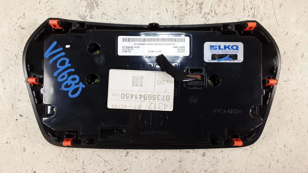 Control Temperature OEM Climate Renegade Jeep LKQ Panel (Good) Audio Radio 2022 2021 Pre-Owned