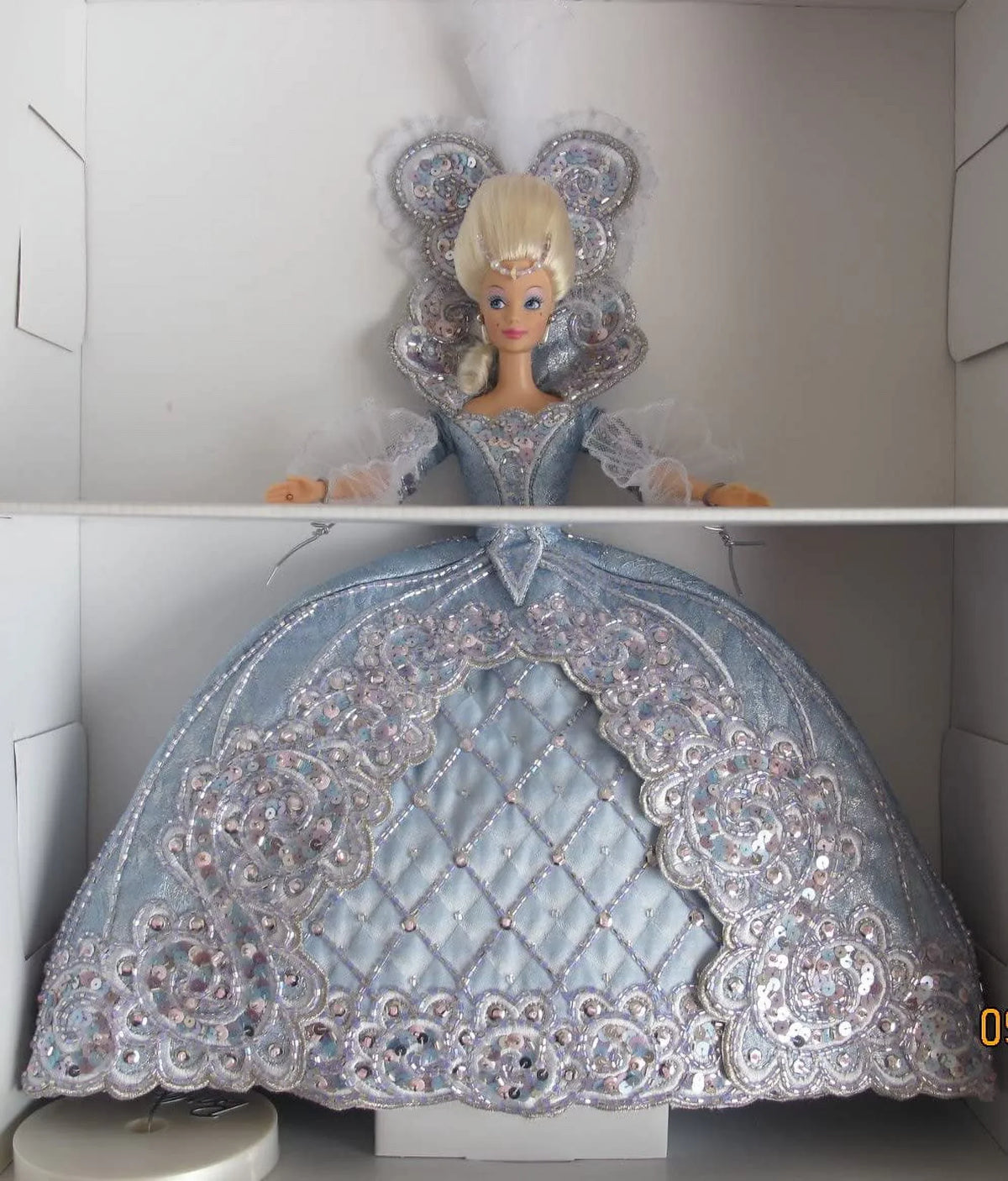 Mackie Collectibles Barbie du Madame Barbie Bob - 1997