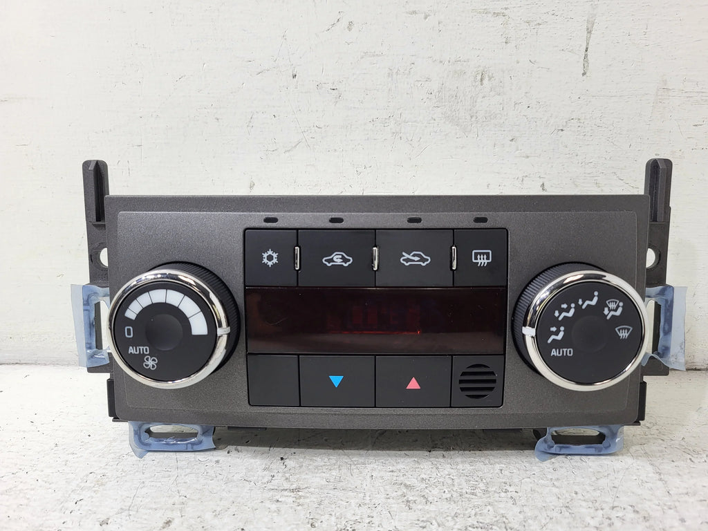 Saturn A/C Unit Control Aura Heat (Good) LKQ 2007-2009 Pre-Owned Temperature OEM