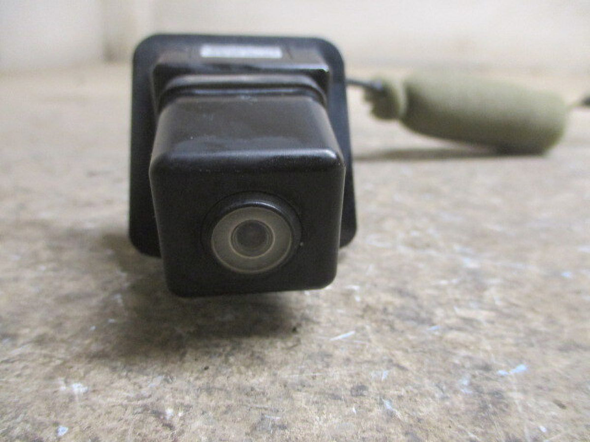 OEM LKQ E-Class (Good) View Mercedes-Benz Pre-Owned Rear Up Back Camera