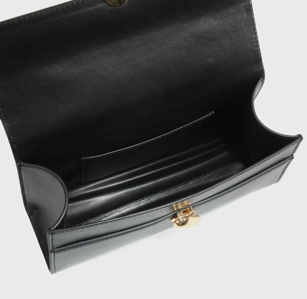 Partner for Women Black Qi Top Handbags in Pochette Leather Handle Bags The Symmetry
