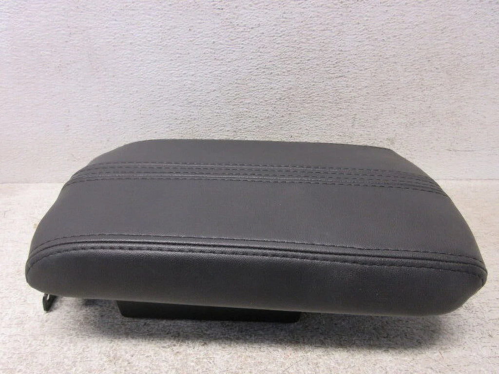 (Good) LKQ 10 Leather OEM Lincoln Console Black Lid 2010 Center Pre-Owned MKZ