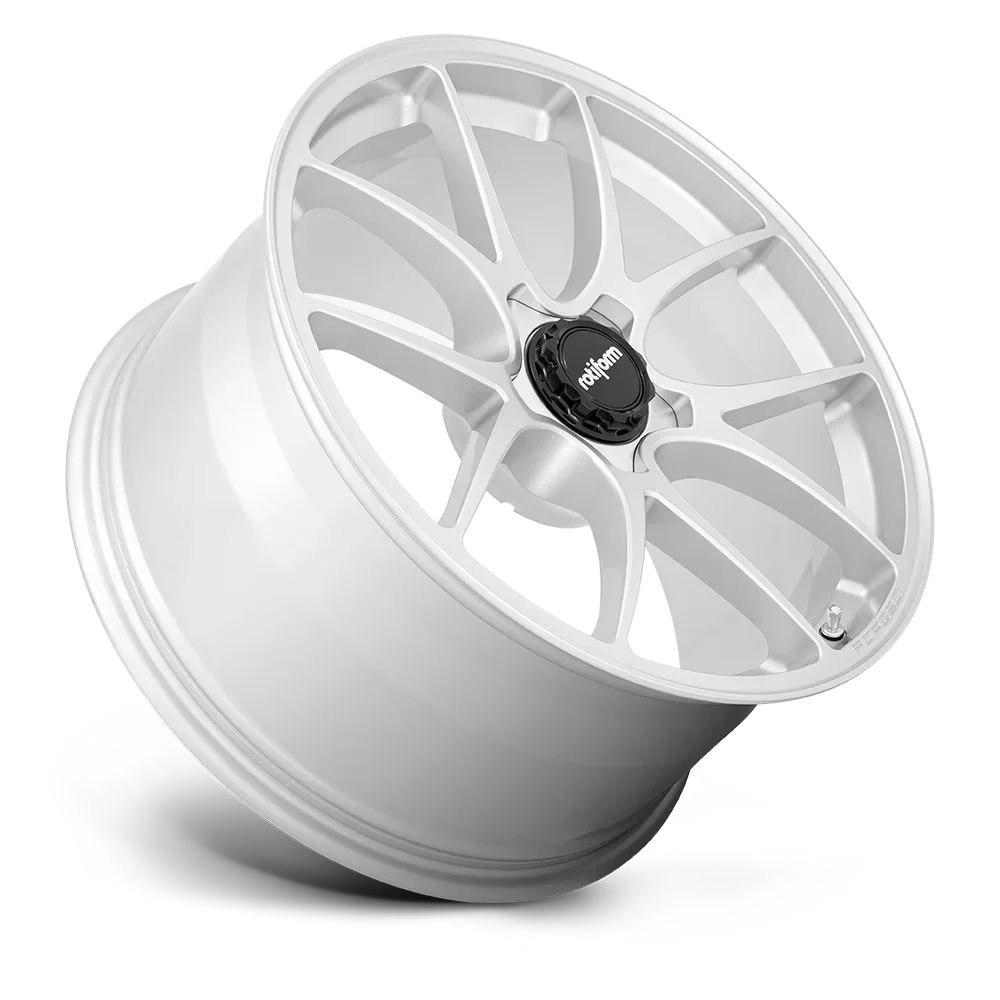 45Et 5X114.3 Ltn 20X10.5 66.56Cb Gloss R900 Rotiform Wheel Silver